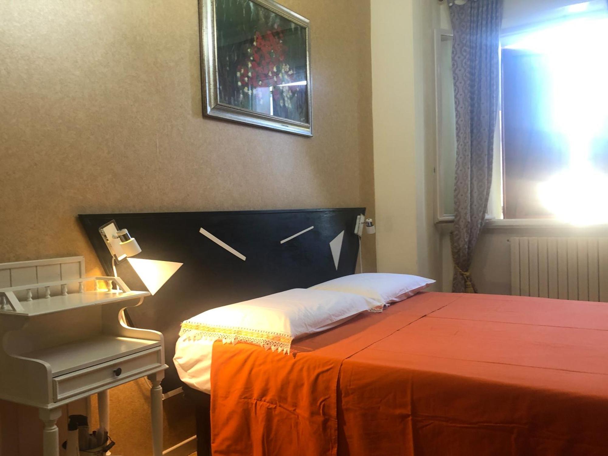 La Finestra Sul Fiume Bed & Breakfast Fossombrone Dış mekan fotoğraf
