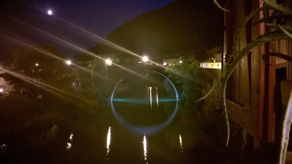 La Finestra Sul Fiume Bed & Breakfast Fossombrone Dış mekan fotoğraf