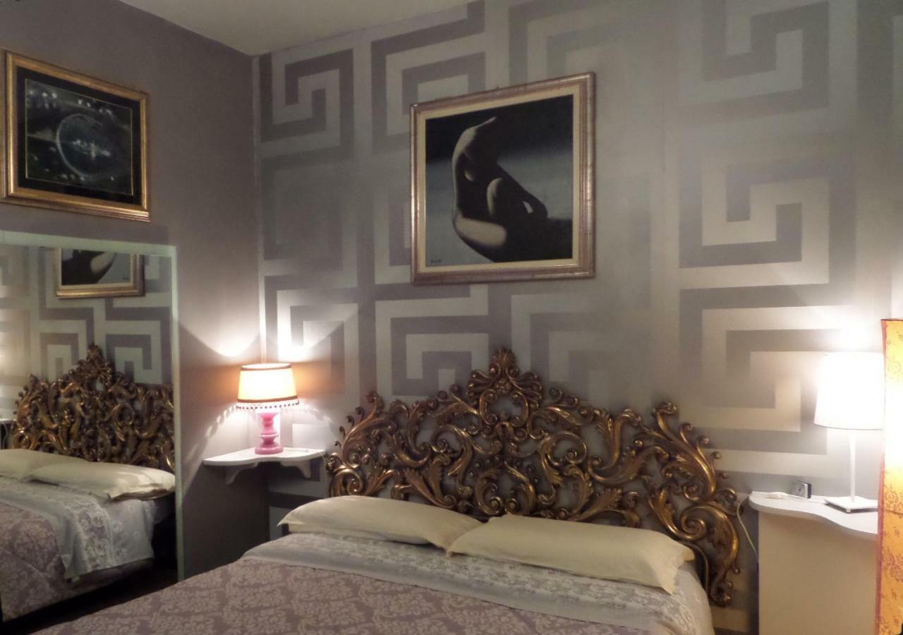 La Finestra Sul Fiume Bed & Breakfast Fossombrone Dış mekan fotoğraf